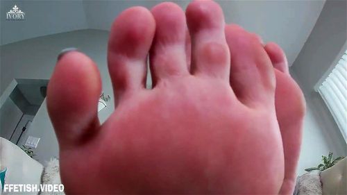 giantess 1: Solo, Fetish & Feet Porn - SpankBang