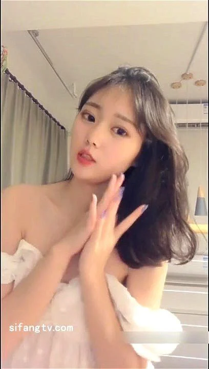 beautiful girl, solo, chinese girl, webcam