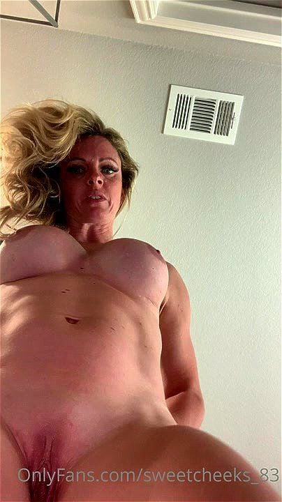 Beautiful lady shows her pussy Beautiful lady shows her pussy