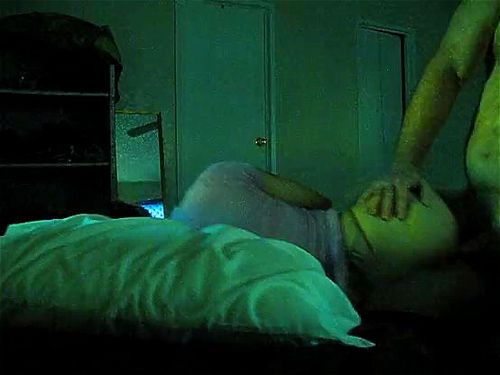 Padres teniendo sexo.