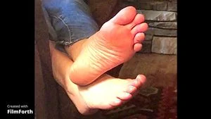 MIL big sexy feet