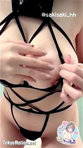 Huge Tits  thumbnail