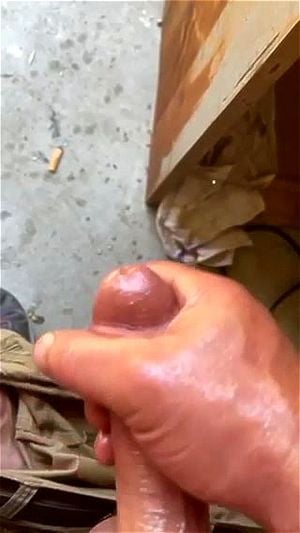 Jerking Cumshot slo-mo