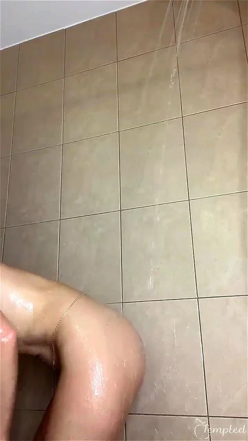 blonde, solo, naked news, shower