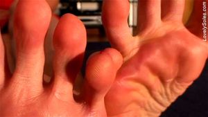 sexy feets thumbnail