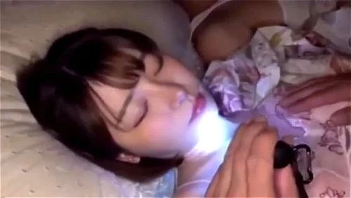 夜這いで中出し Vídeo pornô - SpankBang