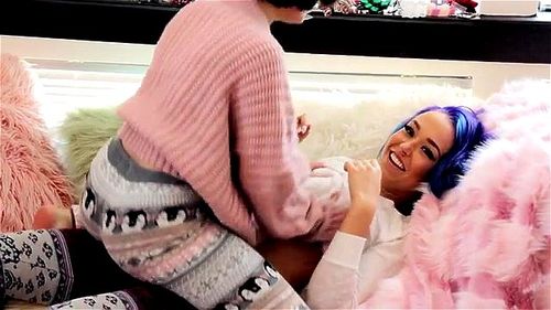 Bunny Ayumi Lesbian Christmas ft. Bunnyayumi: Big Tits, Big Ass & Xhamster Porn - SpankBang->