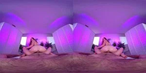 blonde vr thumbnail