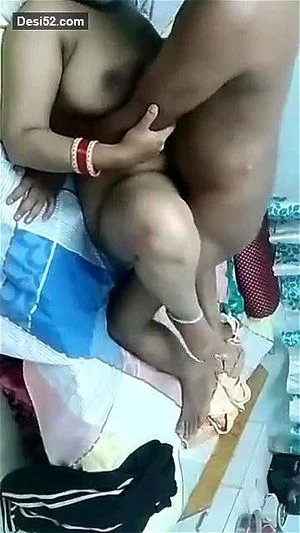 Desi Video thumbnail