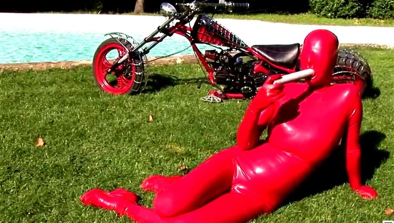 Super elegant fetish toys enams and latex parties Super elegant fetish toys enams and latex parties