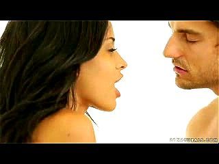 beautiful brunete have sex beautiful brunete have sex