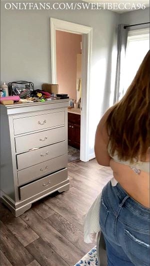 Watch Thick Blonde Babe Tries On Jeans - Bbw, Fat, Thick Porn - SpankBang