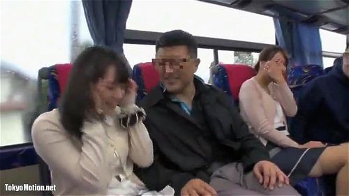 Maki Mizusawa makes magic with her warm vagina