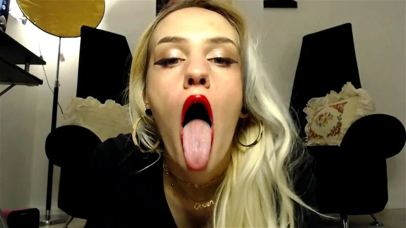 Sexy Winks & Tounge Show 2