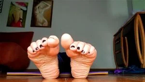 Girl soles thumbnail