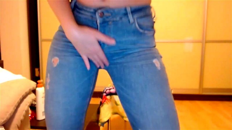 Big ass delicious brunette 1 Big ass delicious brunette 1