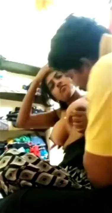 Desi chik gets banged