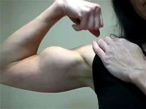 Peaked biceps  thumbnail