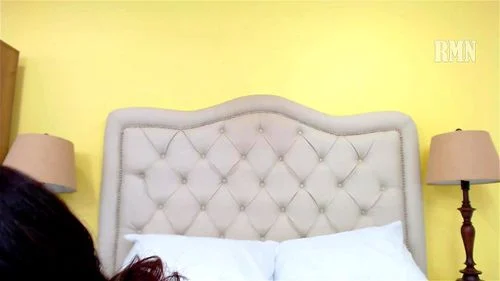 Solo woman teasing Video Porno - SpankBang