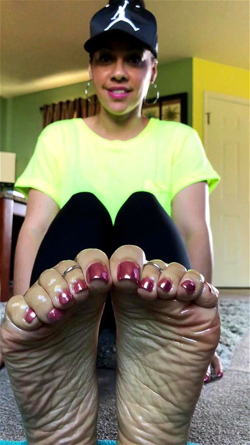Ebony feet (NN) thumbnail