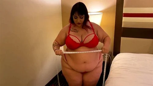 bbw weight gain, weight gain, kayla paolini, big boobs