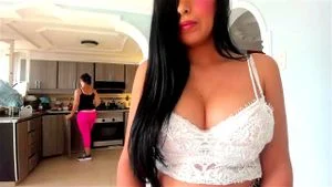 Noemi  thumbnail