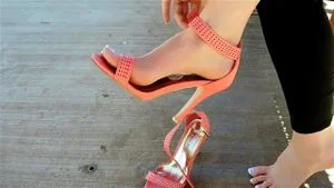 Dangly/heels/shoes thumbnail