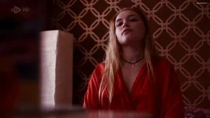 Florence Pugh thumbnail