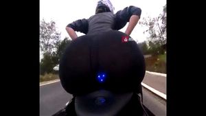 bigmotobooty