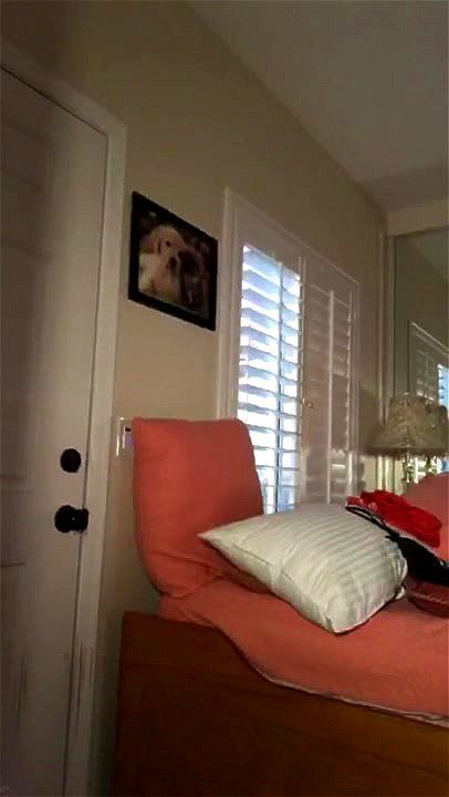 Watch These are the thots birthed by slutty music - SpankBang