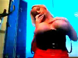 rubia10tetona