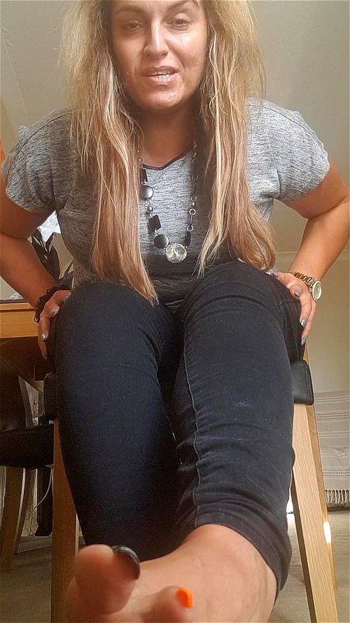 foot worship: Solo, Fetish & Feet Porn - SpankBang