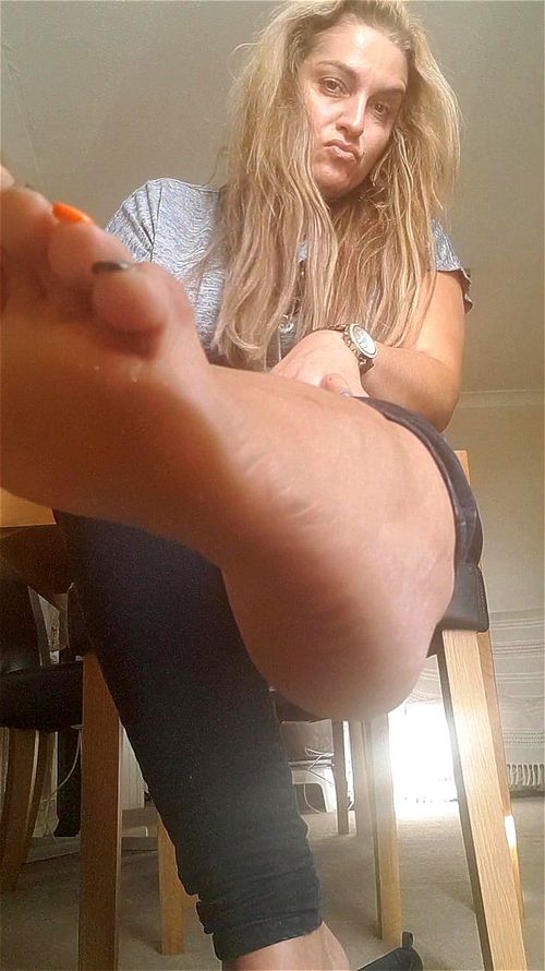 foot worship: Solo, Fetish & Feet Porn - SpankBang