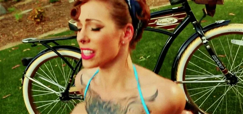 Pin-Up PMV 2 Pin-Up PMV 2