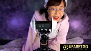 Watch from 0:07:03