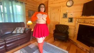 Velma Cosplay Vids thumbnail