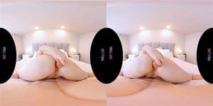 Lauren Phillips vr thumbnail